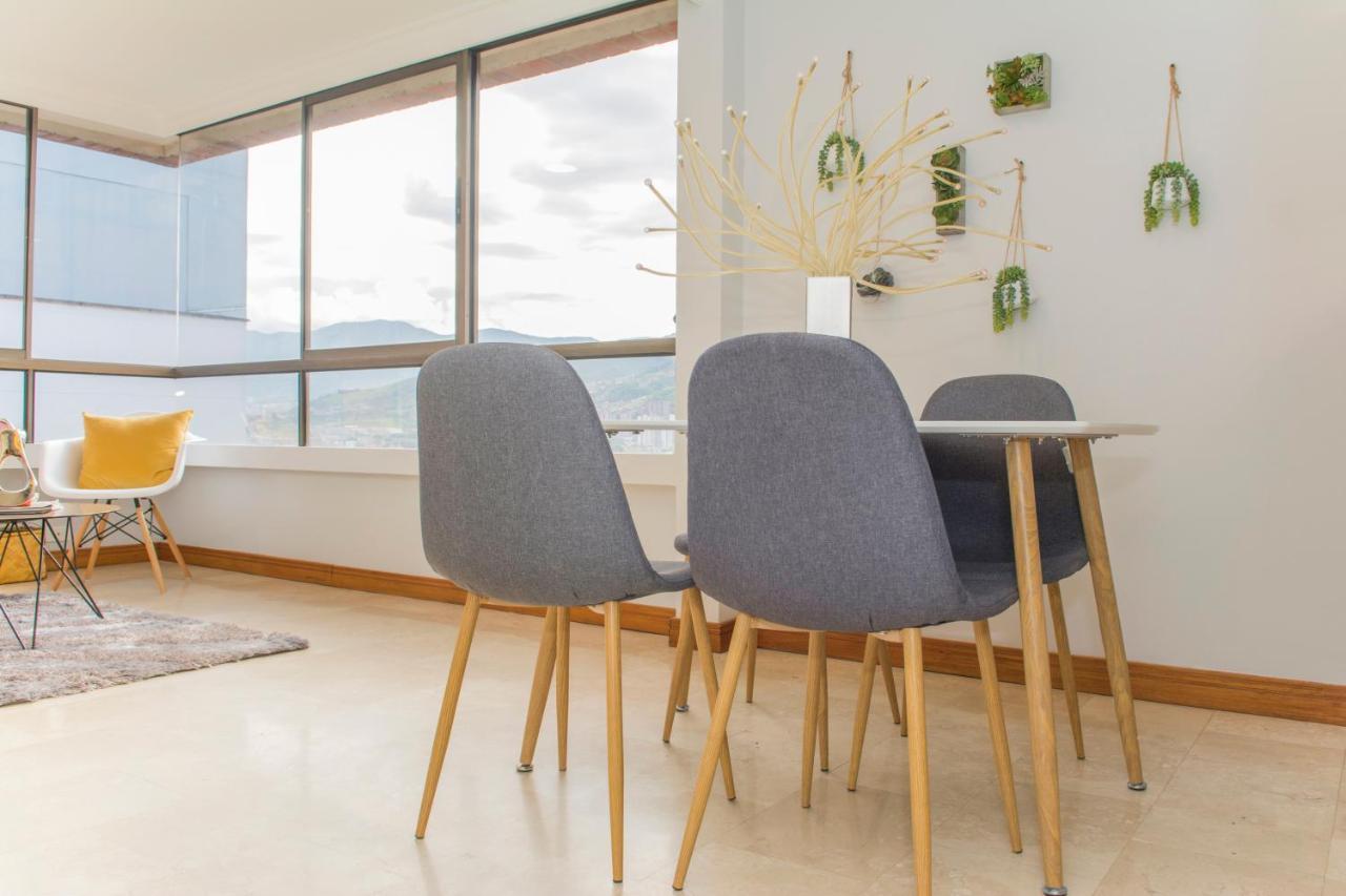 Aptos Alcazar Oviedo By Housy Host Μεντεγίν Εξωτερικό φωτογραφία