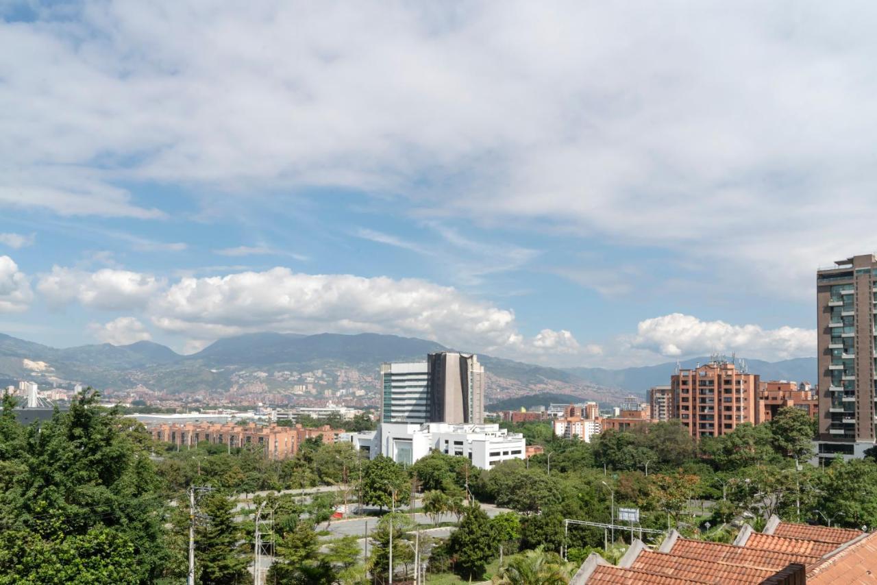 Aptos Alcazar Oviedo By Housy Host Μεντεγίν Εξωτερικό φωτογραφία