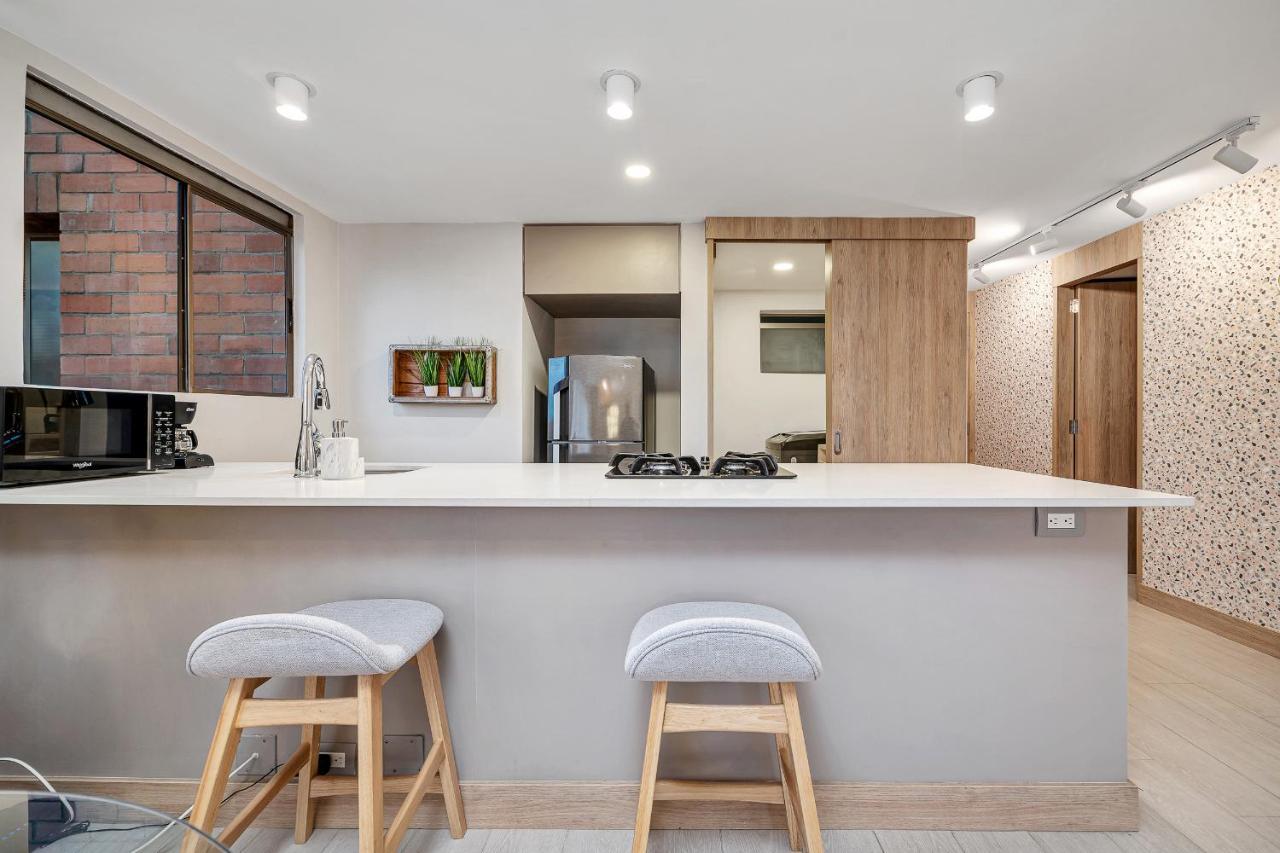 Aptos Alcazar Oviedo By Housy Host Μεντεγίν Εξωτερικό φωτογραφία