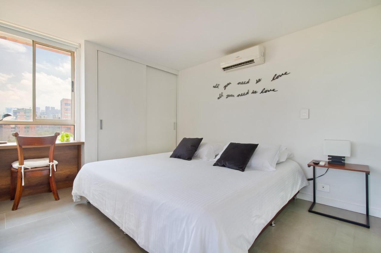 Aptos Alcazar Oviedo By Housy Host Μεντεγίν Εξωτερικό φωτογραφία