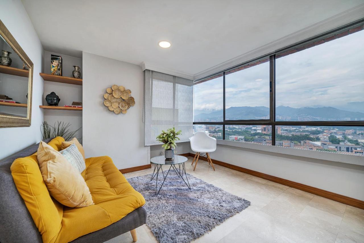 Aptos Alcazar Oviedo By Housy Host Μεντεγίν Εξωτερικό φωτογραφία