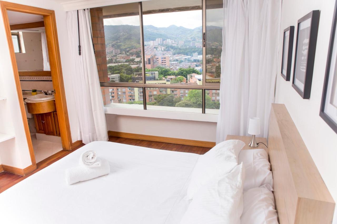 Aptos Alcazar Oviedo By Housy Host Μεντεγίν Εξωτερικό φωτογραφία